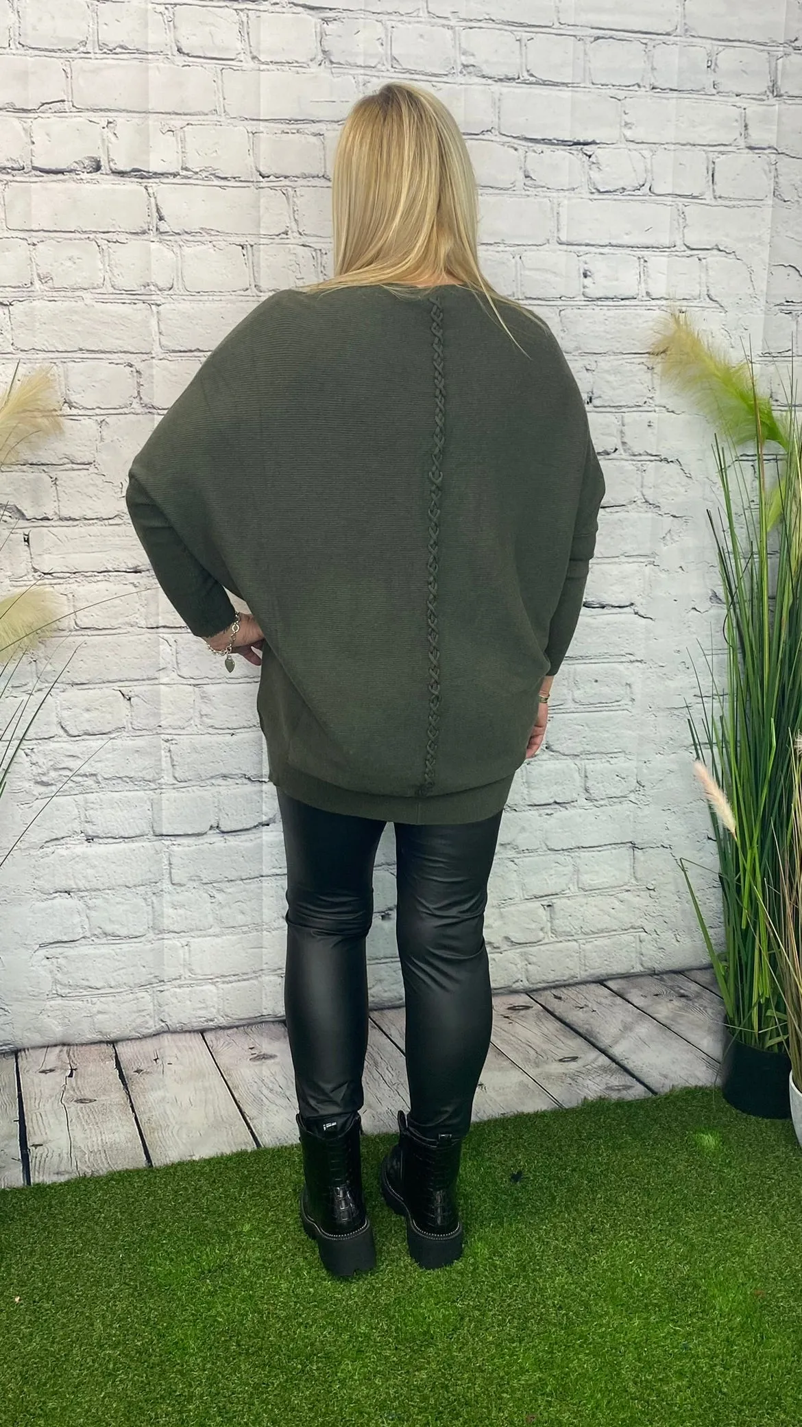 PHOEBE Plaited Back Pocketed Jumper